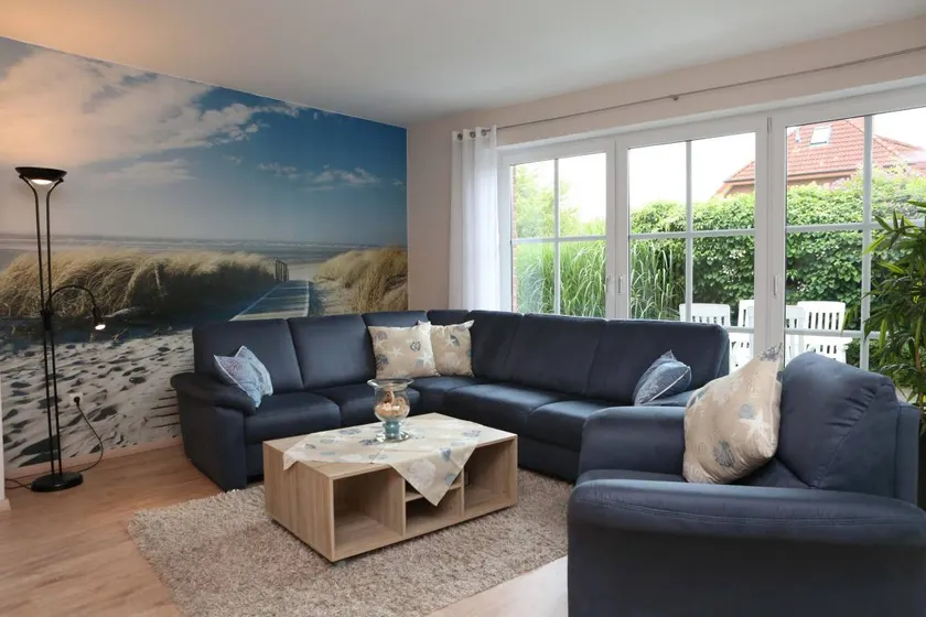 Flat with garden & terrace | Garden view - Image 1