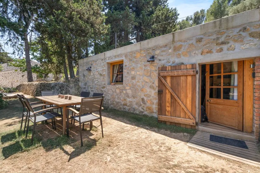 Appartement de vacances avec terrasse, jacuzzi et jardin | Vue jardin - Image 1