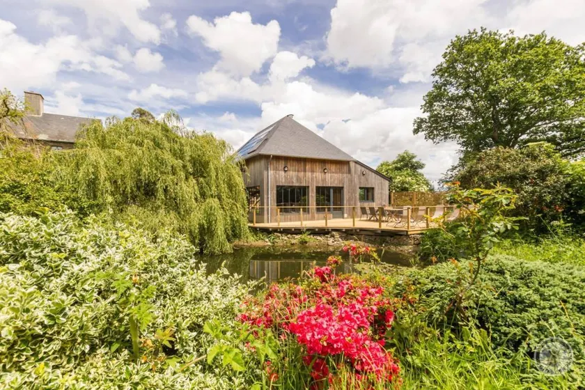 Gite with terrace, BBQ & garden - Image 1