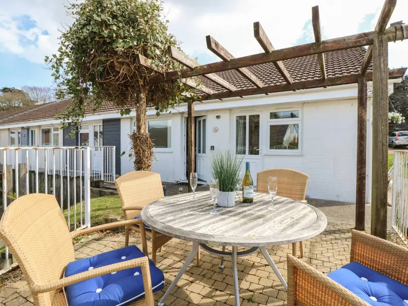 Agréable cottage avec jardin - Image 1