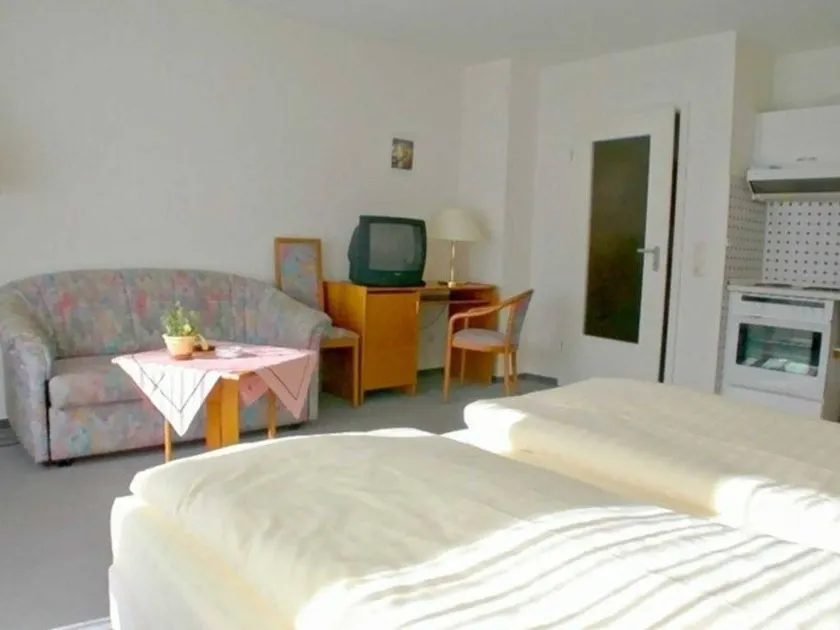 Holländersruh´, DZ Hinterhaus - Image 1