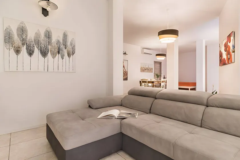 Modern Apartment near Noventa di Piave Designer Outlet and the Sea - Image 1