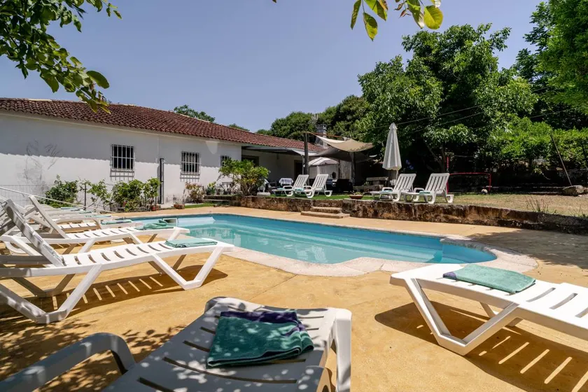 Agréable finca entièrement équipée avec jardin, terrasse et piscine privée | Vue montagne | Adaptée au travail à distance | Avec animaux admis - Image 1