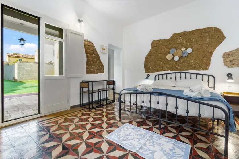 Superior Double Room 1 – Spacious Ground Floor Accommodation - Image 1