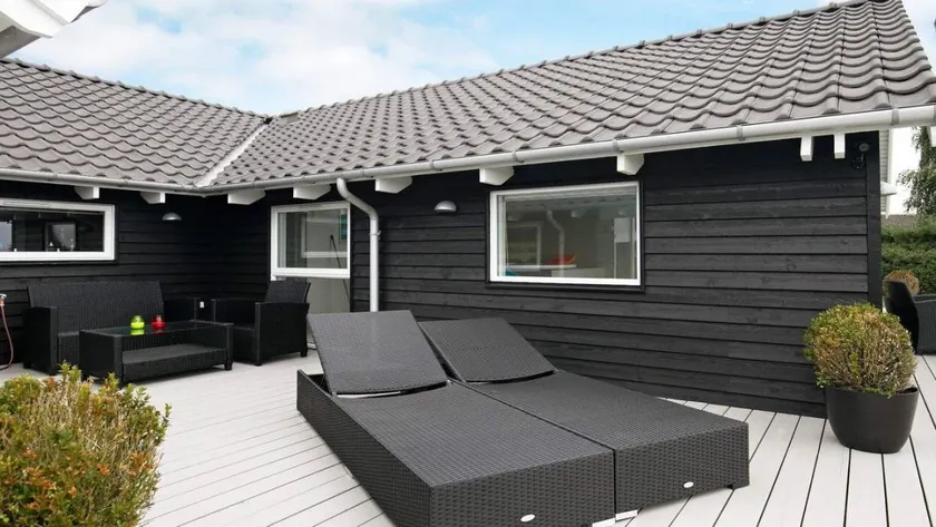 Big house with hot tub, sauna & terrace | Dogs allowed - Image 1