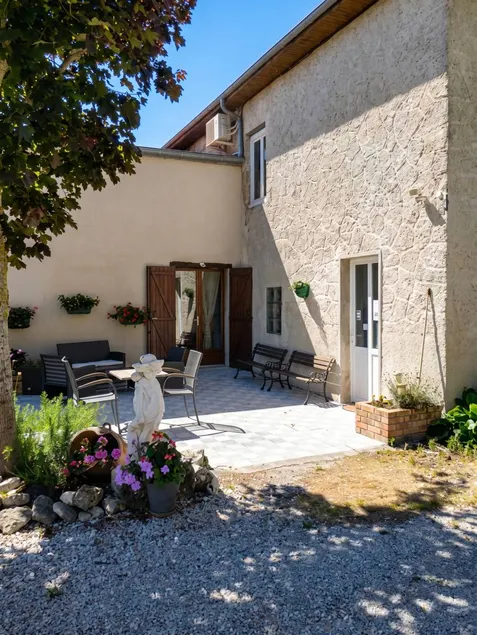 House with terrace, garden & BBQ | Garden view | Good for workation - Image 1