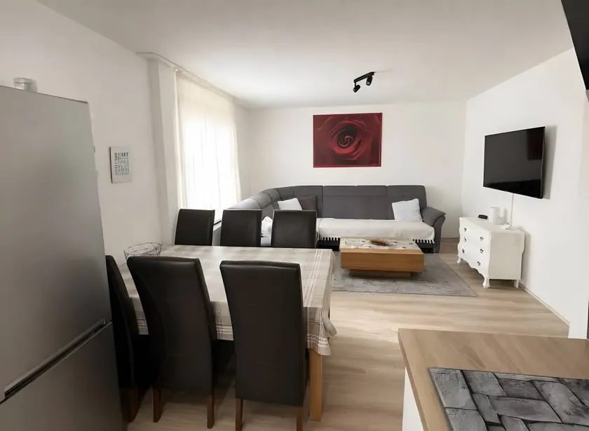 Children-friendly holiday home with garden & terrace | Garden view | Perfect for remote work - Image 1
