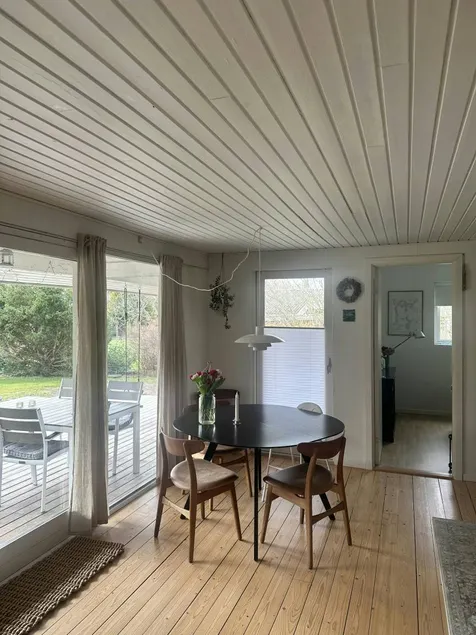 House with terrace, barbecue & garden | Perfect for remote work - Image 1