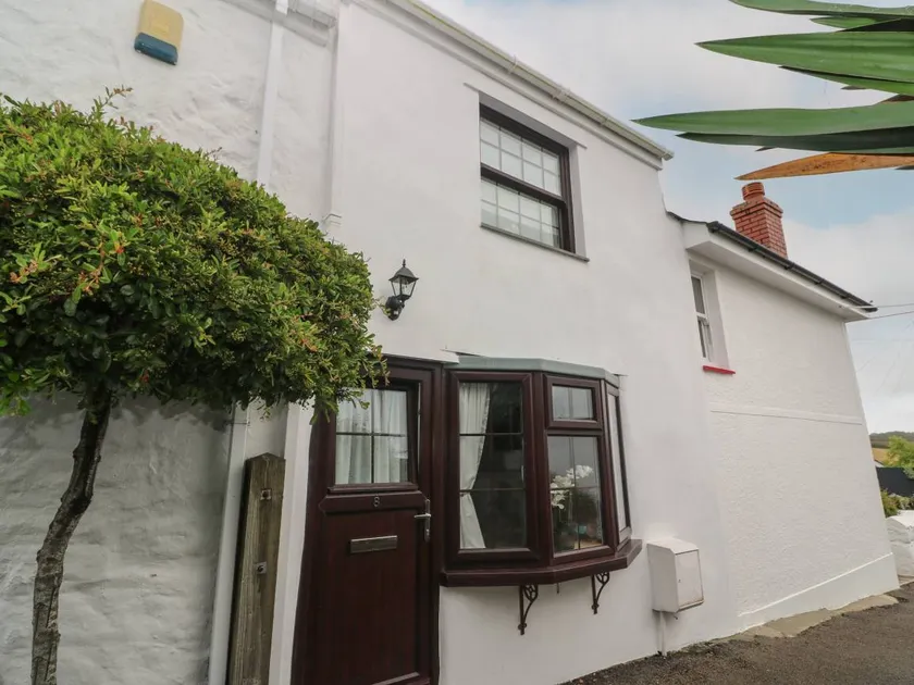 Cottage with garden | Beach view - Image 1