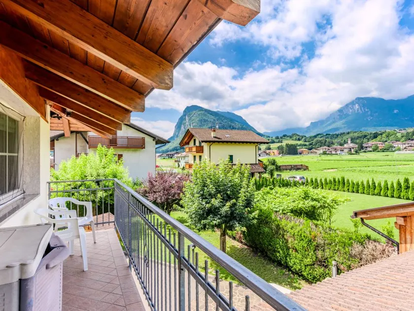 Merveilleux appartement entièrement équipé avec jardin | Vue nature - Image 1
