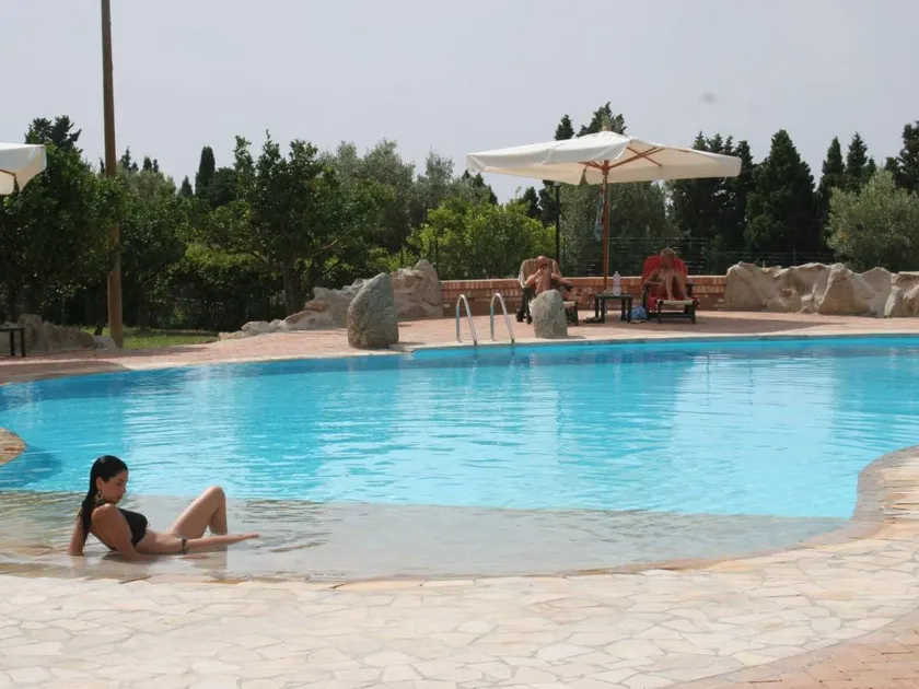 Agréable appartement avec barbecue, jardin et piscine | Avec animaux bienvenus - Image 1