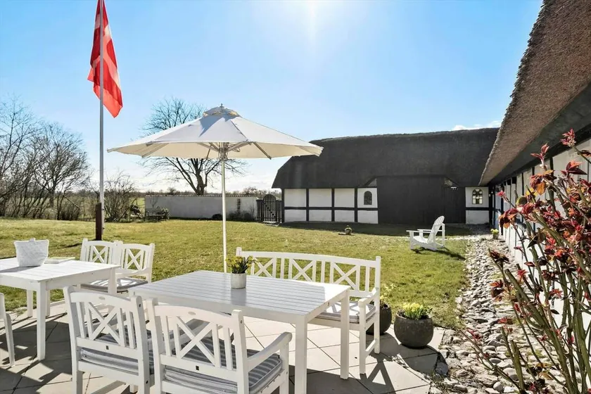 Restored farmhouse near Kattegat with large garden - Image 1