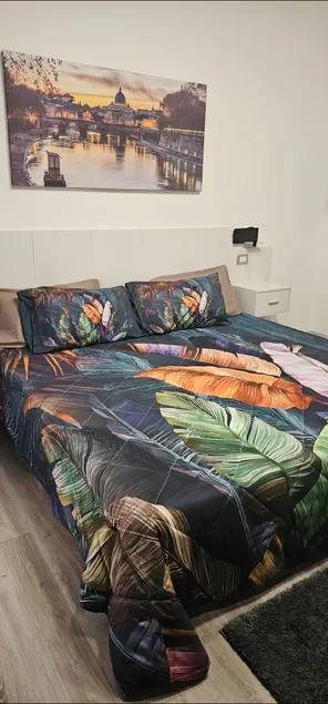 Chambre chez l'habitant avec terrasse, internet haut débit et jardin | Adaptée au travail à distance - Image 1