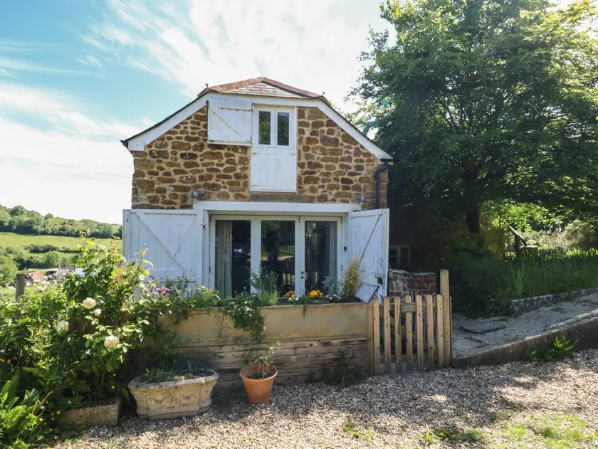 Children-friendly pleasant cottage with garden | Pets allowed - Image 1