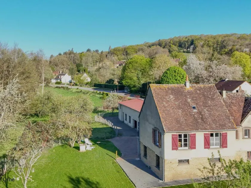 Cottage with garden & BBQ - Image 1