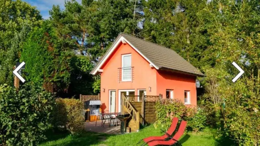 Lovely holiday home with terrace, garden & sauna - Image 1