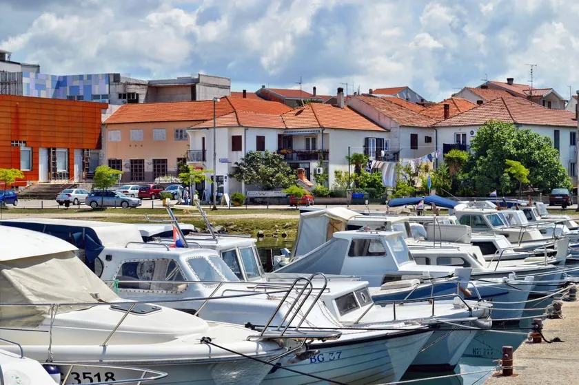 Appartement avec jardin, terrasse et internet haut débit | Vue mer - Image 1