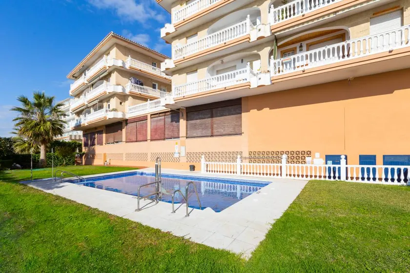 Family-friendly beautiful holiday apartment with garden, terrace & pool | Beach nearby - Image 1