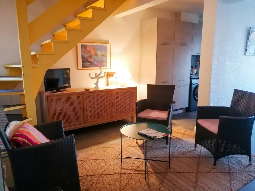 Flat with terrace | Sea view - Image 1