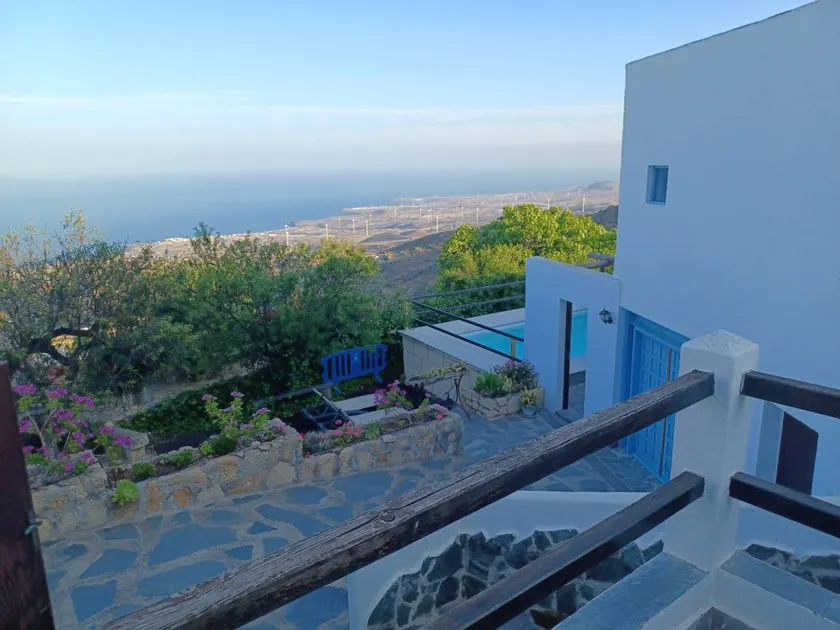 Cottage with pool, garden & barbecue | Sea view - Image 1