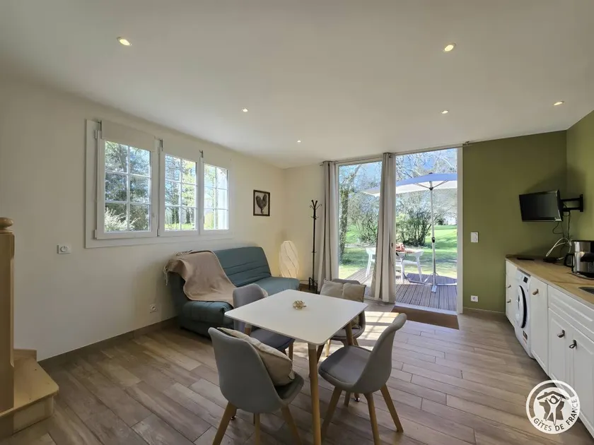 Gradevole cottage con piscina, terrazza e idromassaggio | Ideale per lavorare da remoto - Image 1
