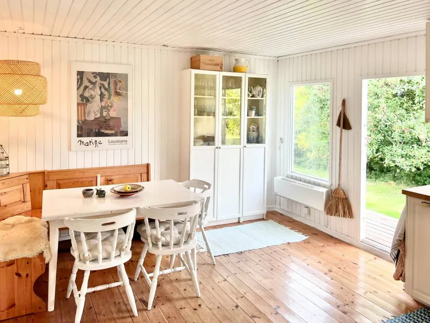 Family-friendly holiday home with garden, barbecue & terrace | Pets are welcome - Image 1