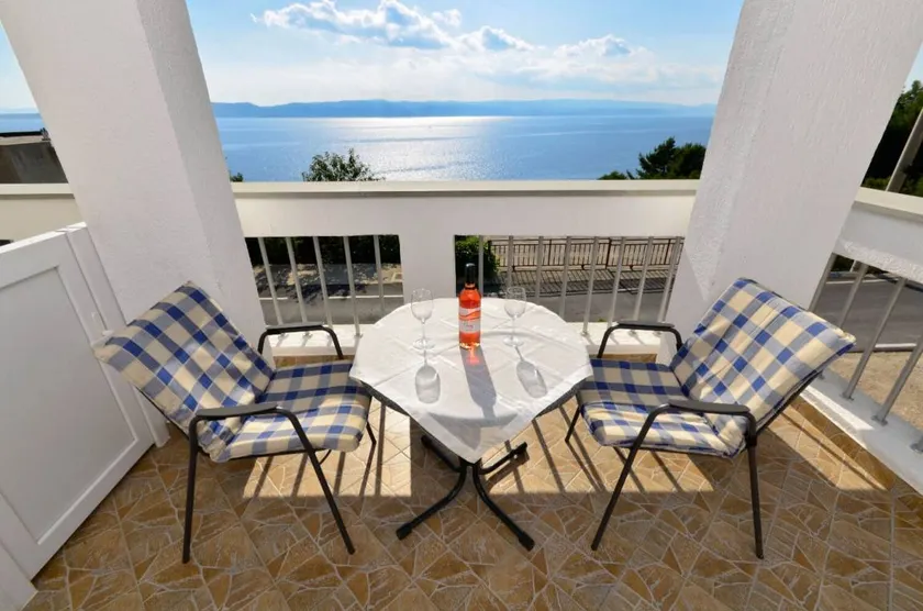 Beautiful flat with barbecue & terrace | Sea view - Image 1