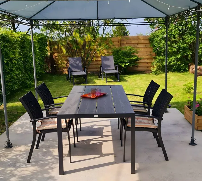 Cottage avec terrasse, jardin et barbecue | Vue jardin - Image 1