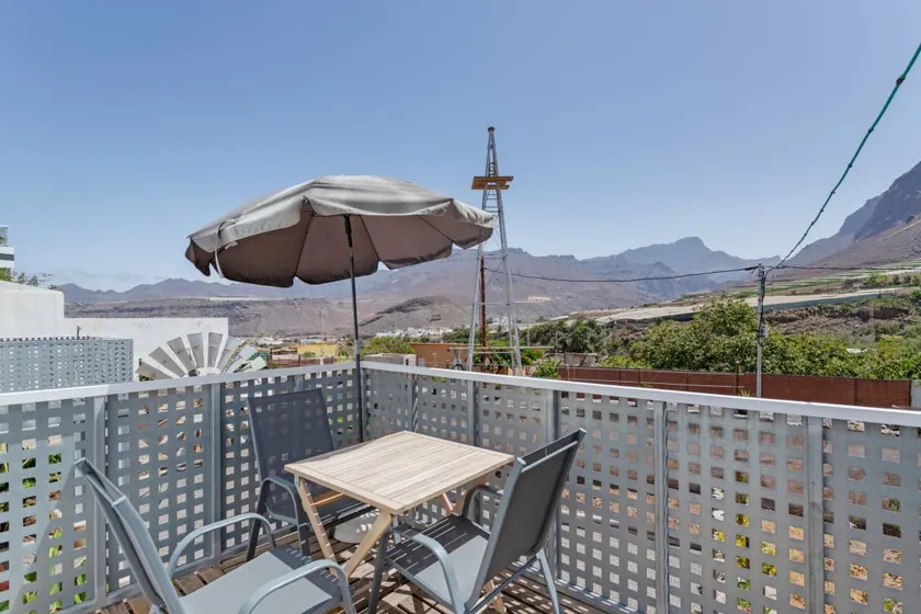 Holiday home with terrace | Mountain view | Good for workation - Image 1