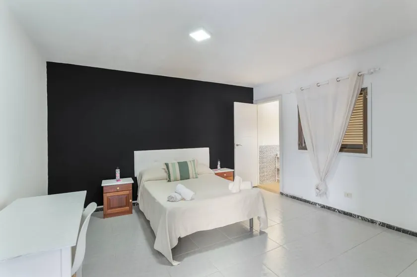 Children-friendly pleasant dedicated room with terrace | Beach nearby - Image 1