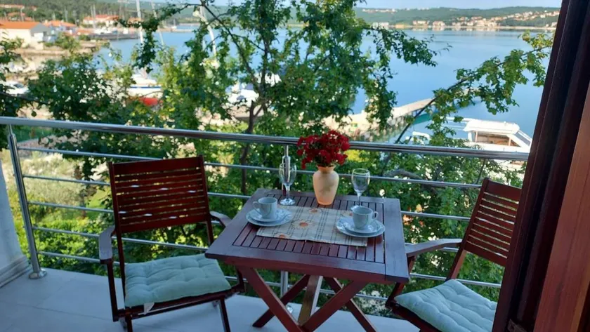 Apartment with garden | Beach view - Image 1