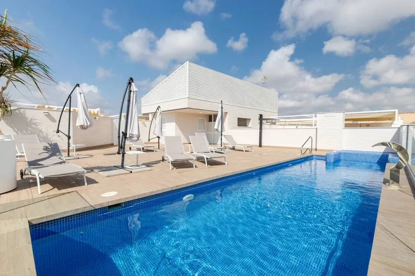 Fully equipped beautiful holiday apartment with terrace & heated pool | Mountain view | Close to the beach - Image 1