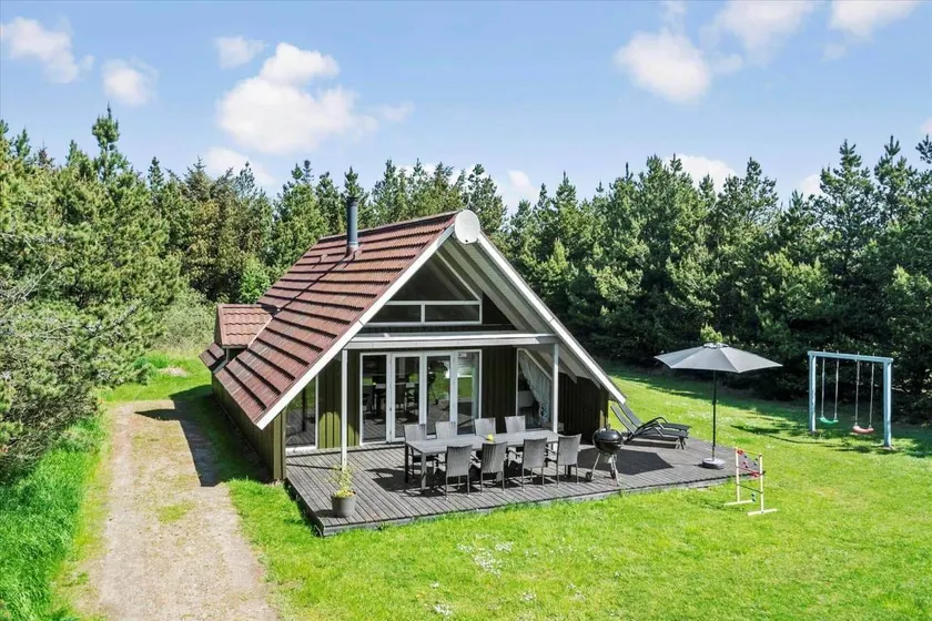 Fully equipped pleasant house with sauna, terrace & barbecue | Pet-friendly - Image 1