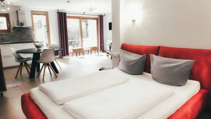 Flat with terrace | Mountain view - Image 1