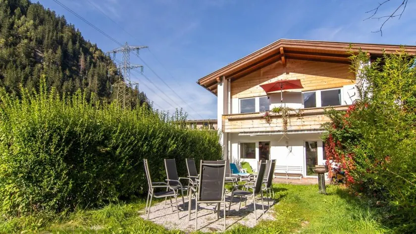 Nice house with garden, terrace & barbecue | Pets are welcome - Image 1