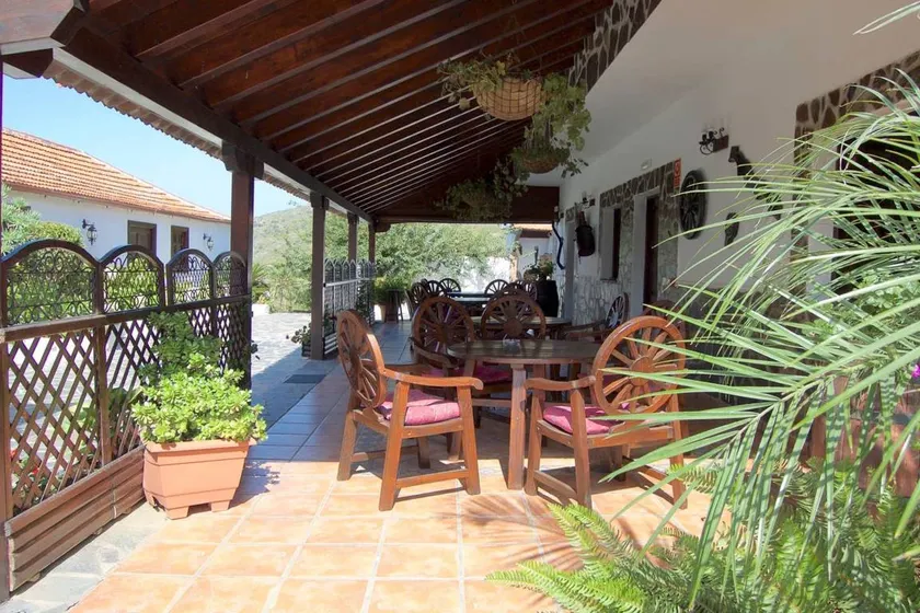Apartamento con terraza y barbacoa - Image 1