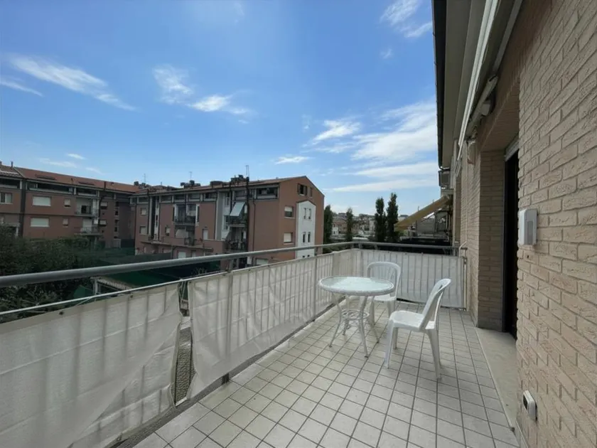 Appartamento con terrazza - Image 1