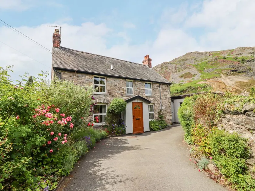 Family-friendly wonderful cottage with garden | Pet-friendly - Image 1
