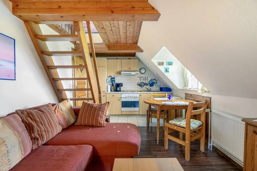 Apartment with garden, barbeque & terrace | Garden view - Image 1