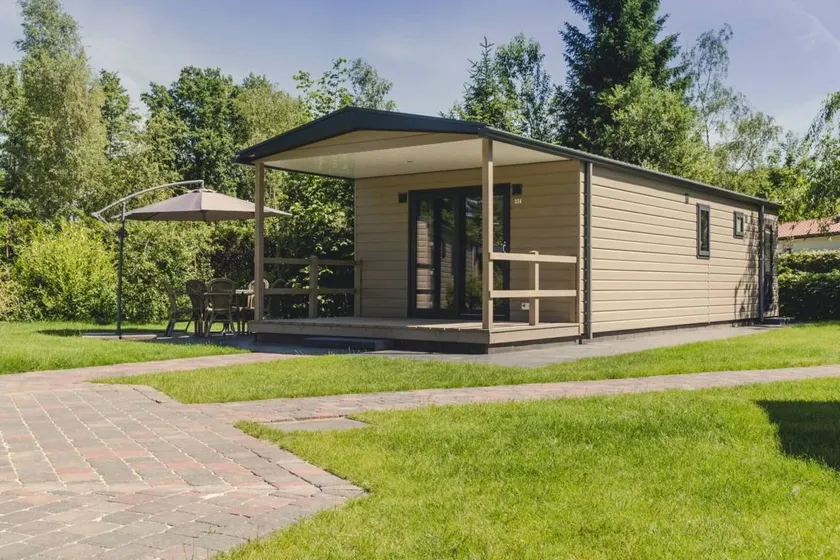 Vacation Home with Charming Porch - Image 1