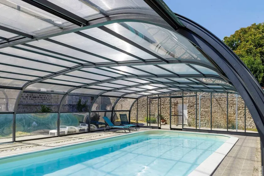 Fantastico cottage con terrazza, piscina e giardino | Vista sul giardino | Accetta animali domestici - Image 1