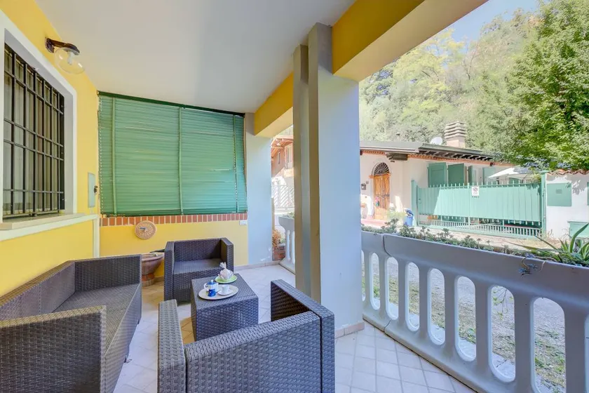 Perla del lago near the Beach - Image 1