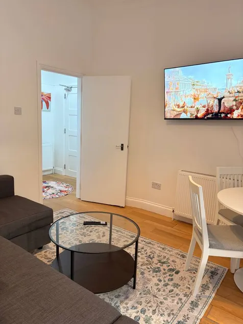 Family-friendly beautiful holiday apartment with garden - Image 1