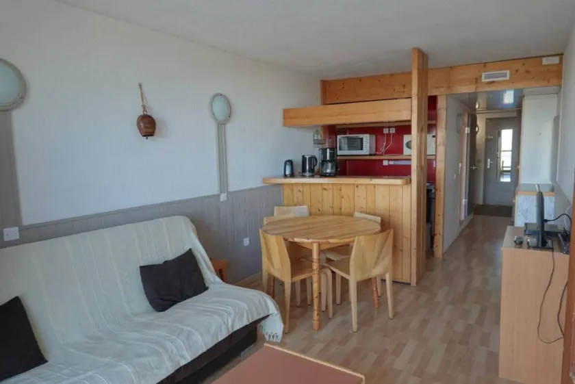 À 200m des pistes de ski, 11er étage, vue montagne, balcon, télévision, 28m², Les Arcs - Image 1