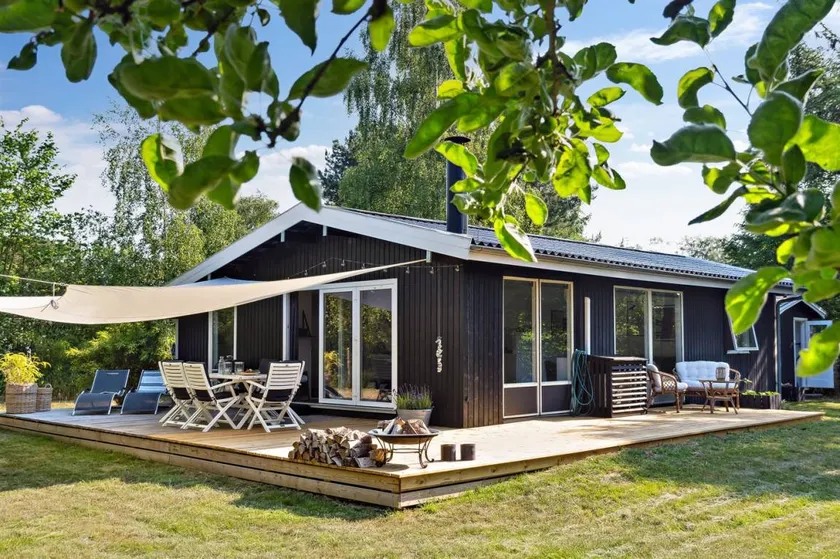 House with barbecue & terrace | Dogs allowed - Image 1