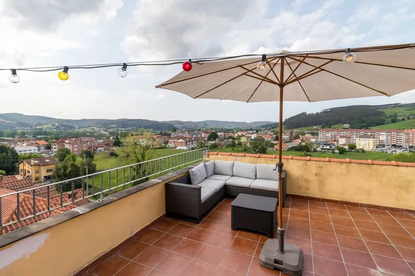 Apartment 'Luminoso' with Mountain View, Private Terrace and Wi-Fi - Image 1