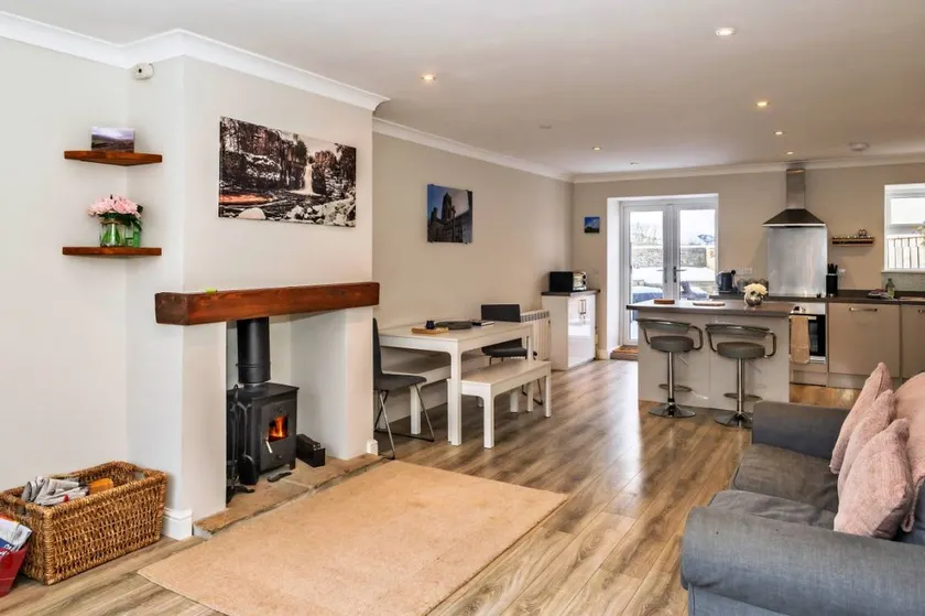 Cottage with garden | Pet-friendly - Image 1