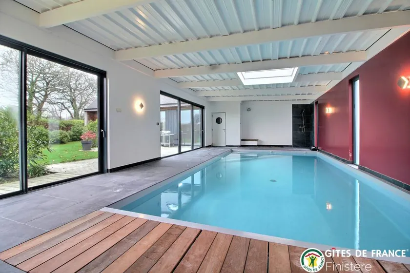 Ferienunterkunft mit beheiztem Pool, Garten und Grill | Haustiere sind willkommen - Image 1