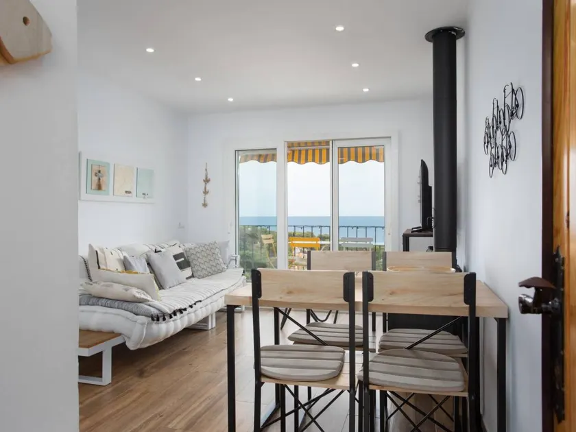 Holiday apartment with terrace | Sea view - Image 1