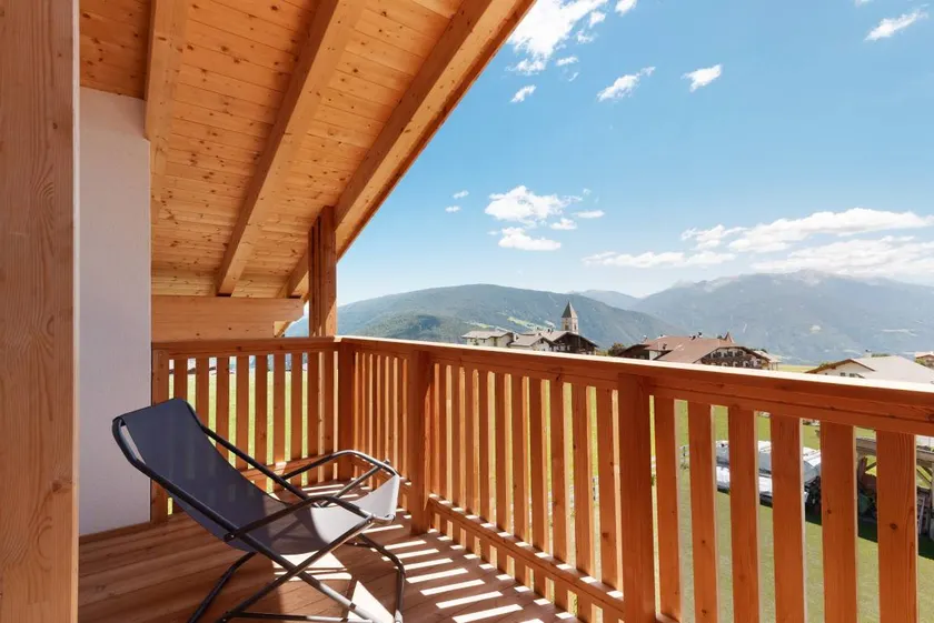 Agréable appartement adapté aux familles avec internet haut débit, jardin et terrasse | Vue jardin | Ski à proximité | Idéal pour le télétravail - Image 1
